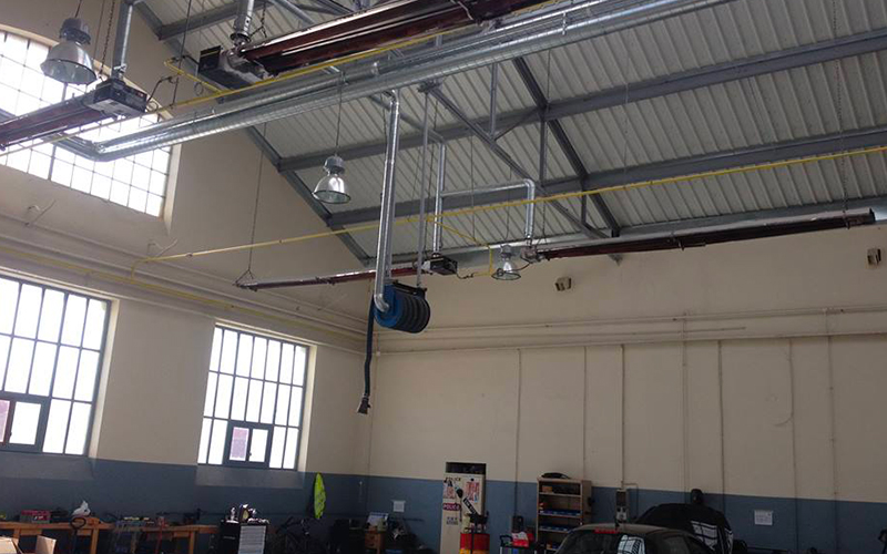 Installation d'un chauffage radiant en industrie